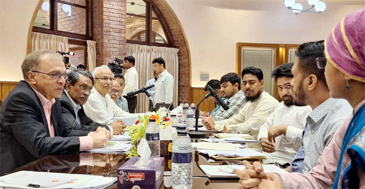 ঐকমত্য কমিশনের সঙ্গে এনসিপির বৈঠক শুরু